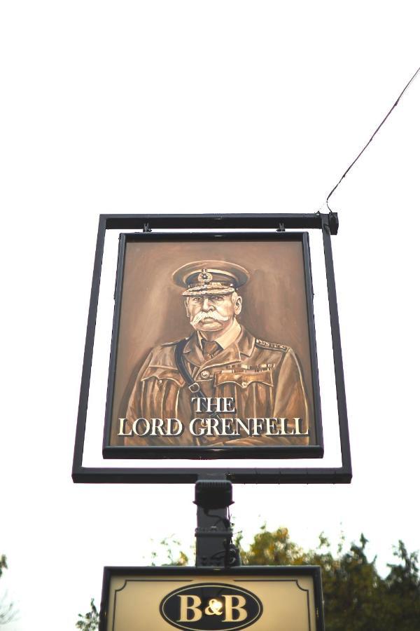 Bed and Breakfast The Lord Grenfell Maidenhead Exterior foto The Lord Grenfell pub sign