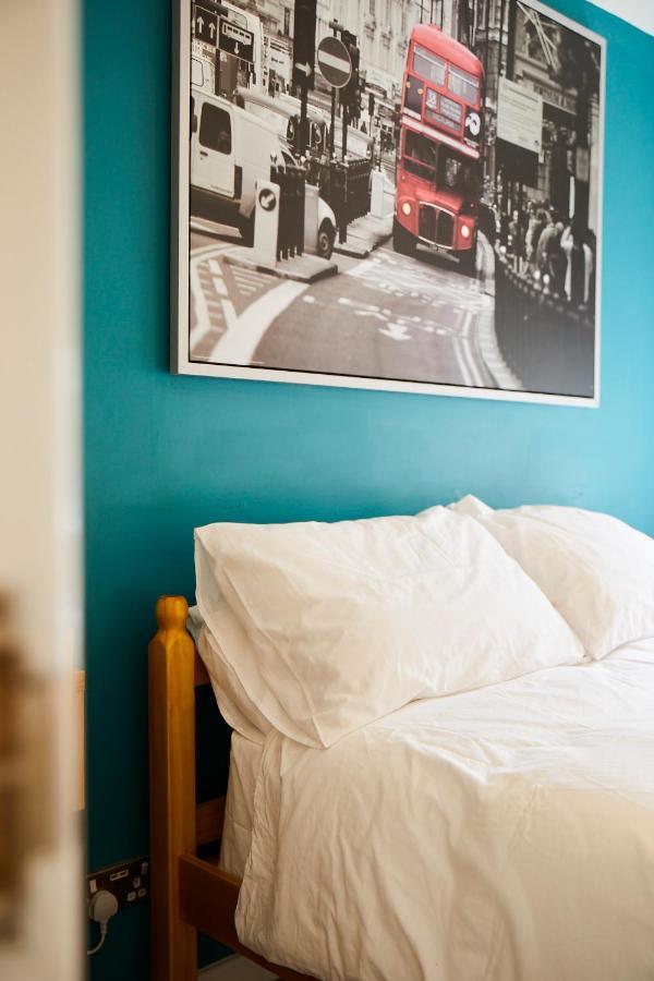 Bed and Breakfast The Lord Grenfell Maidenhead Exterior foto A room at the hotel